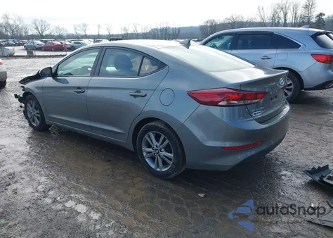 2017 Hyundai Elantra Value Edition z USA, uszkodzony, nr VIN KMHD84LFXHU246460